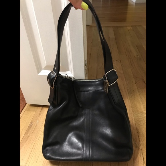Coach Handbags - Coach Black Leather Bag